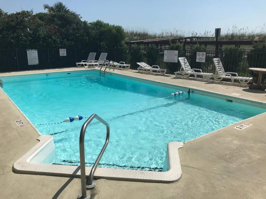 Oceanfront * Pool * Elevator * Boardwalk